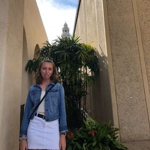 Meet your Posher, Ashley